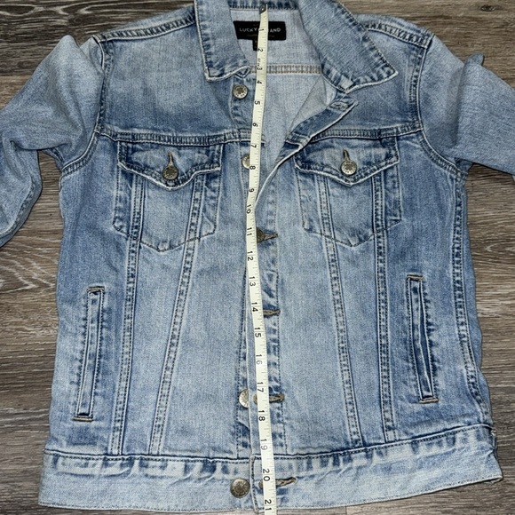 Lucky Brand The Tomboy Trucker Jean Jacket - Picture 9 of 11